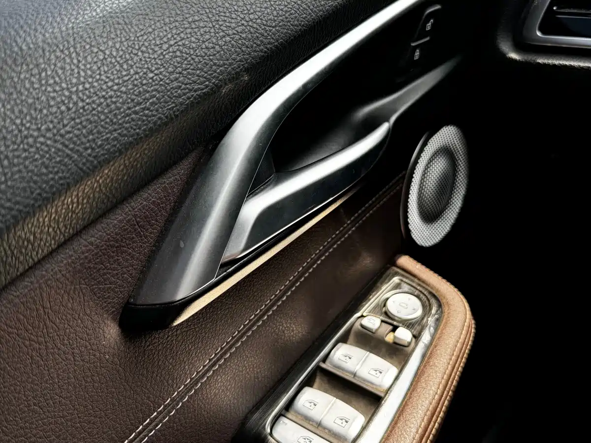 BMW 1 Series 2021 Facelift 125i M Sport Shadow Edition фото 15