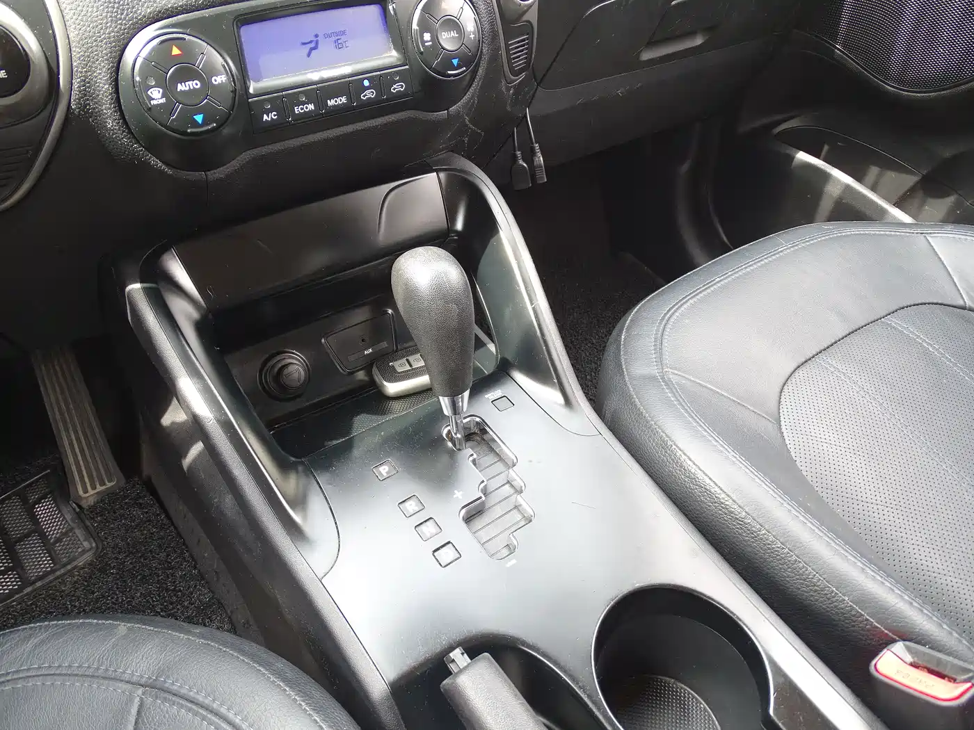 Hyundai Beijing Hyundai ix35 2010 2.0L Automatic 2WD Elite GLS фото 25