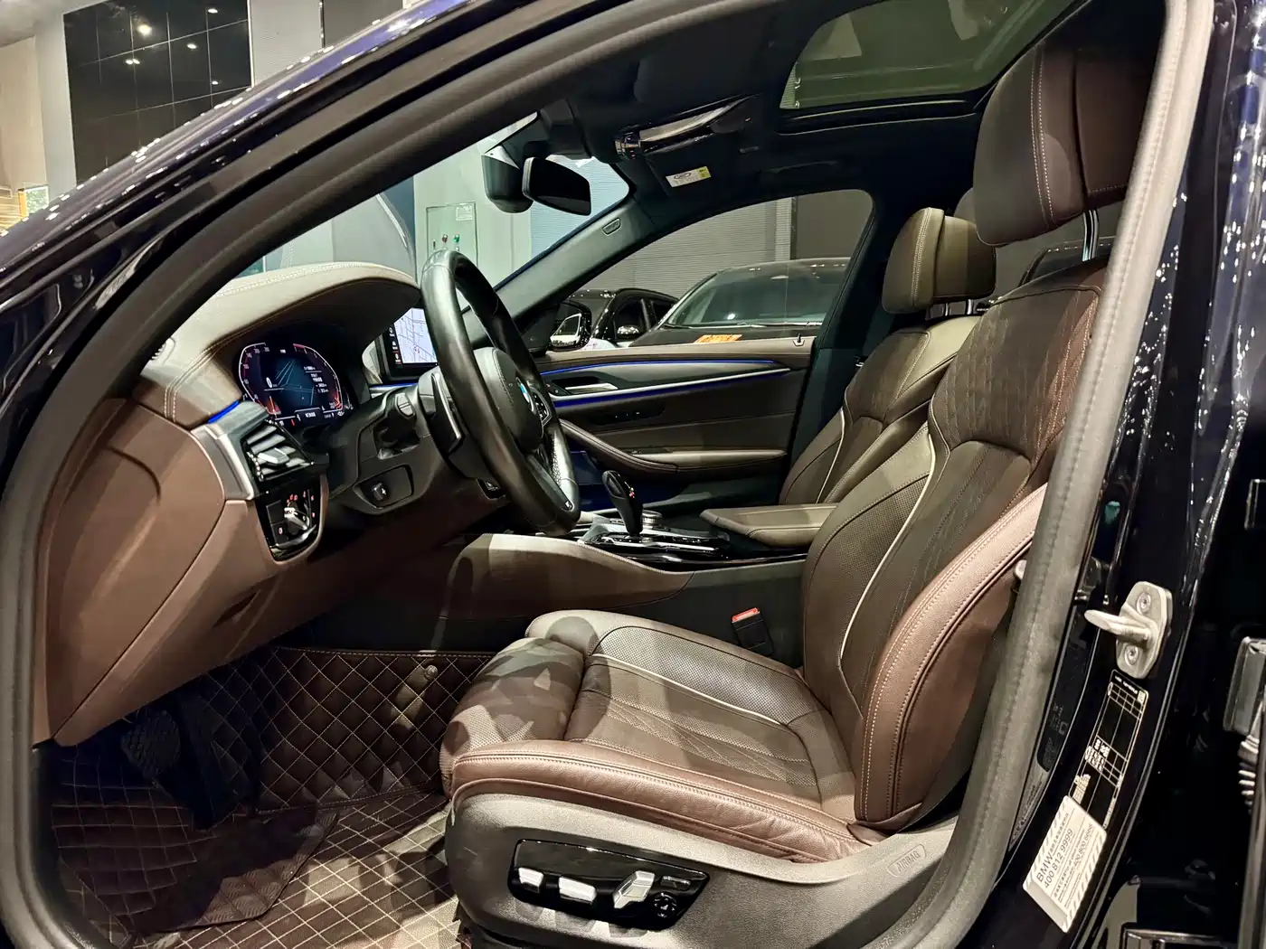 BMW 5 Series 2021 530Li Premium M Sport Package фото 4