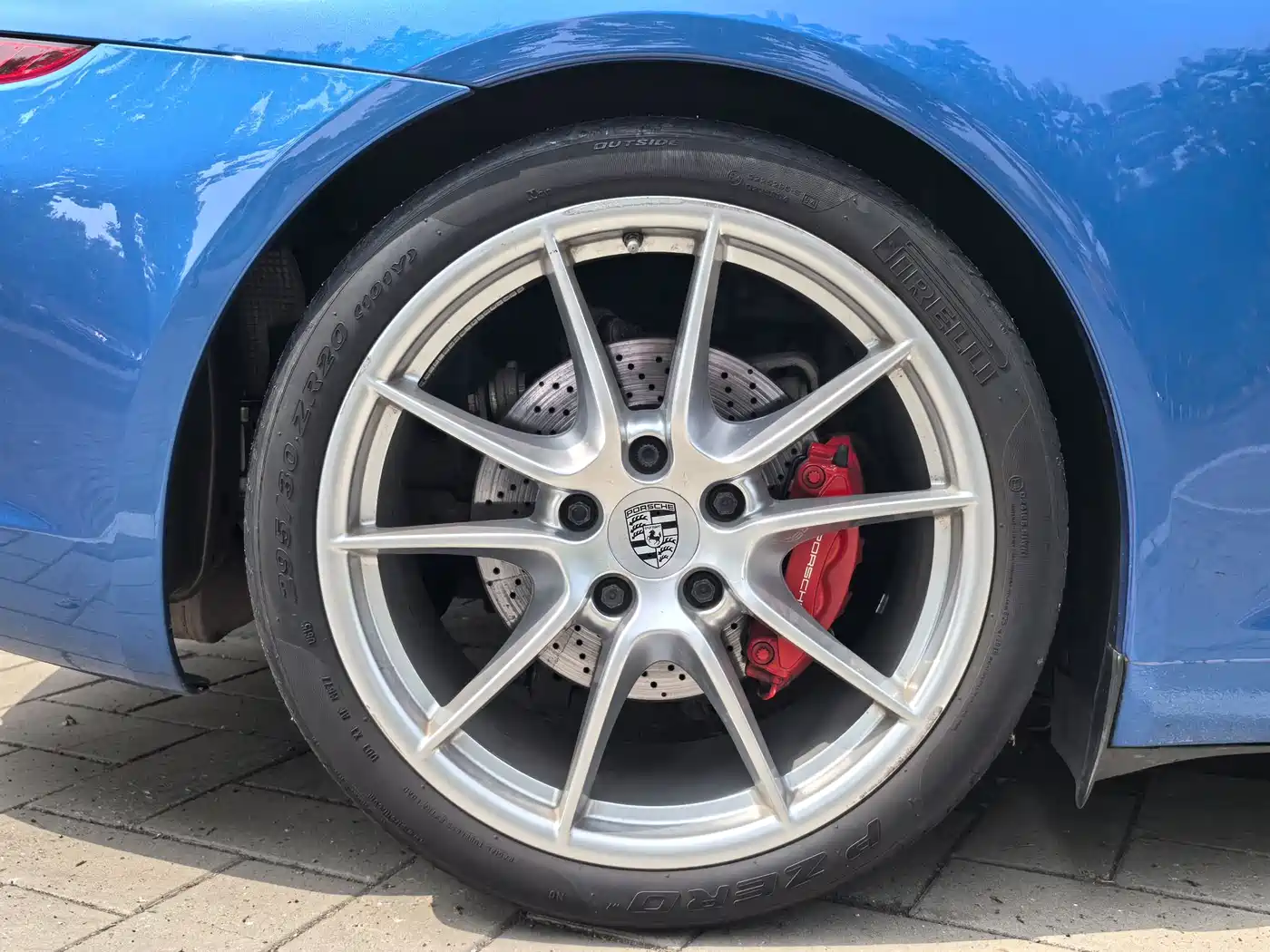 Porsche 911 2012 Carrera S 3.8L фото 15