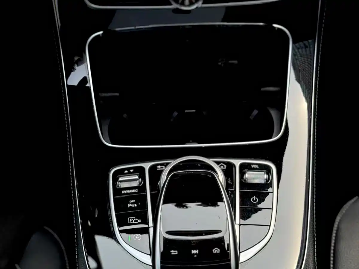 Mercedes-Benz E-Class 2017 E 200 Sport 4MATIC фото 11