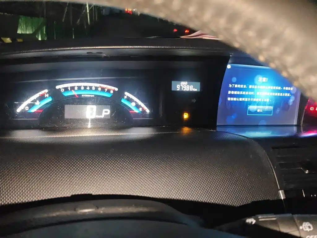 Фото 8 - Luxgen Luxgen7 MPV