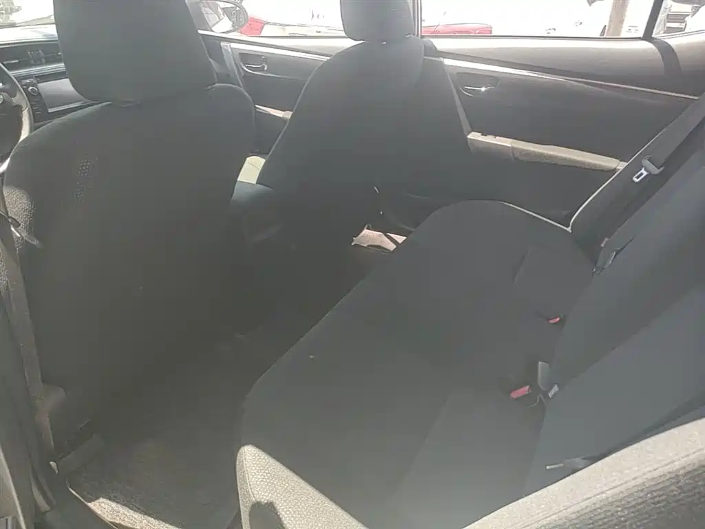 Toyota Levin 2016 1.6G CVT Elite Edition фото 17