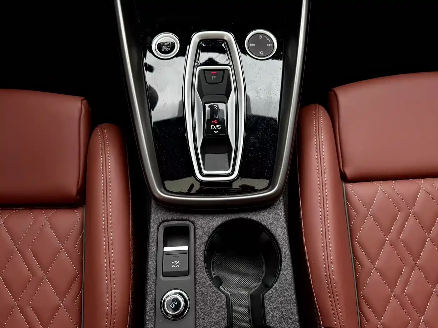 Audi A3 2025 Facelift A3L Limousine 35TFSI Flying Spur Premium фото 13