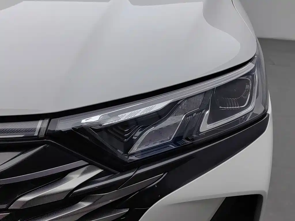Dongfeng Aeolus Dongfeng Fengshen AX7 2022 2022 Mach Edition 1.5T DCT DF41
