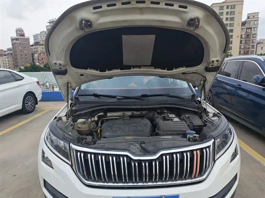 Škoda Kodiaq 2018 Facelift TSI330 5-seat 2WD Comfort Edition фото 11