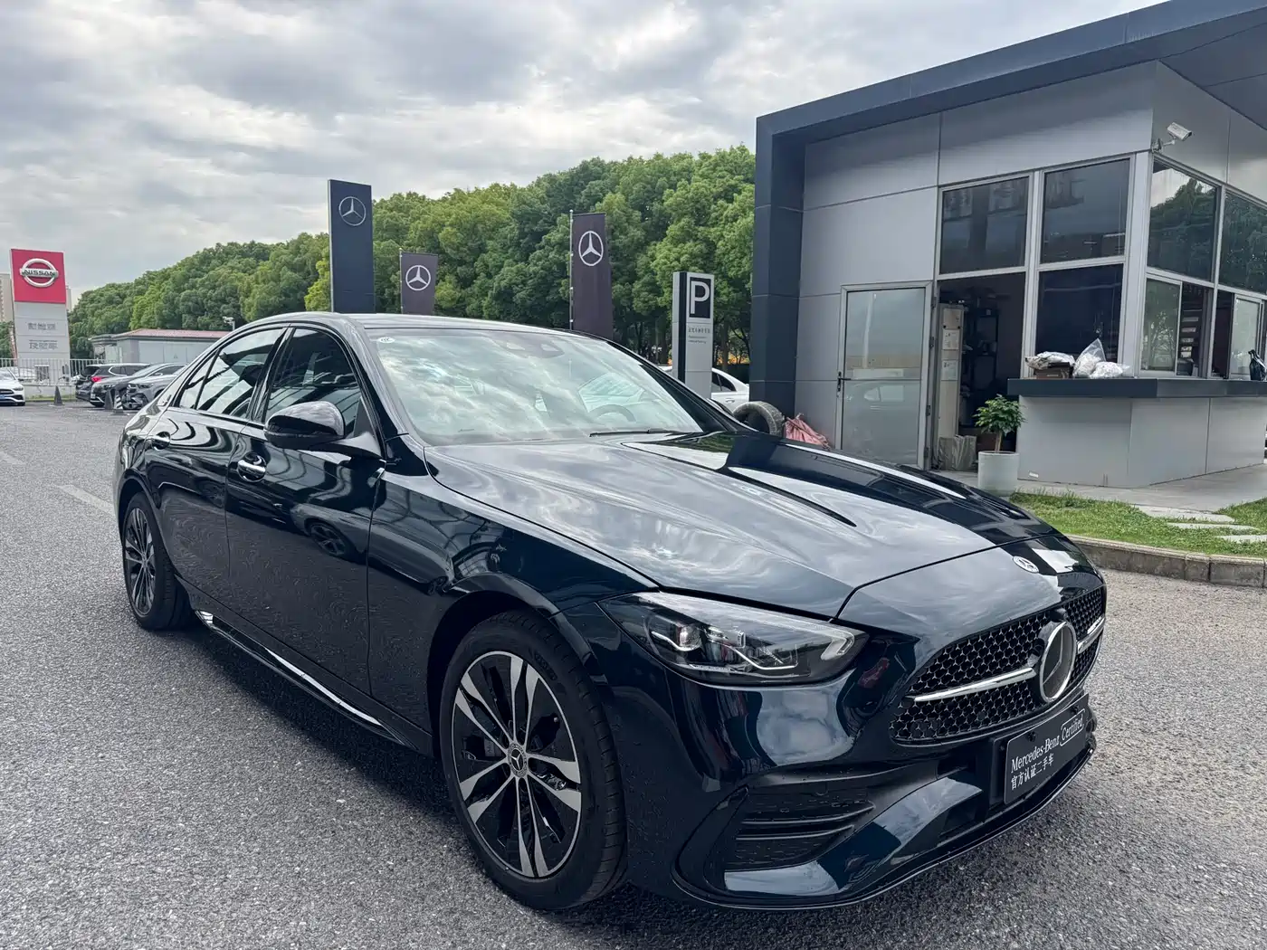Mercedes-Benz C-Class New Energy 2024 C 350 eL фото 3
