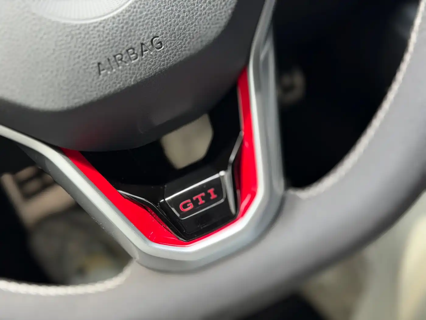 Volkswagen Golf GTI 2023 380TSI DSG GTI фото 10