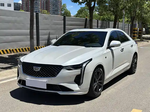 Cadillac CT4 2023 28T Luxury Model