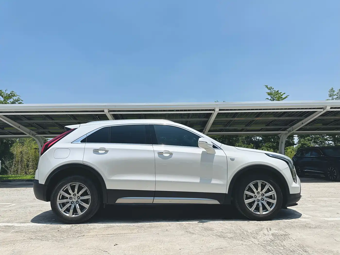 Cadillac XT4 2021 28T FWD Luxury Edition фото 4