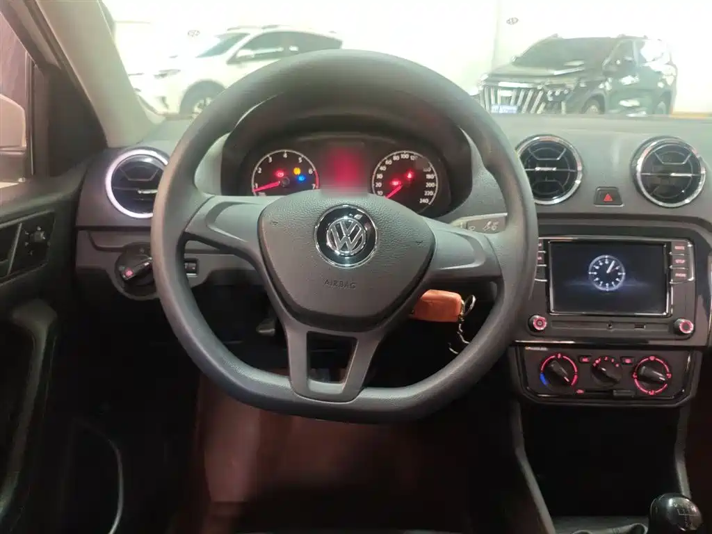 Volkswagen Jetta 2017 1.4L Manual Fashion фото 11