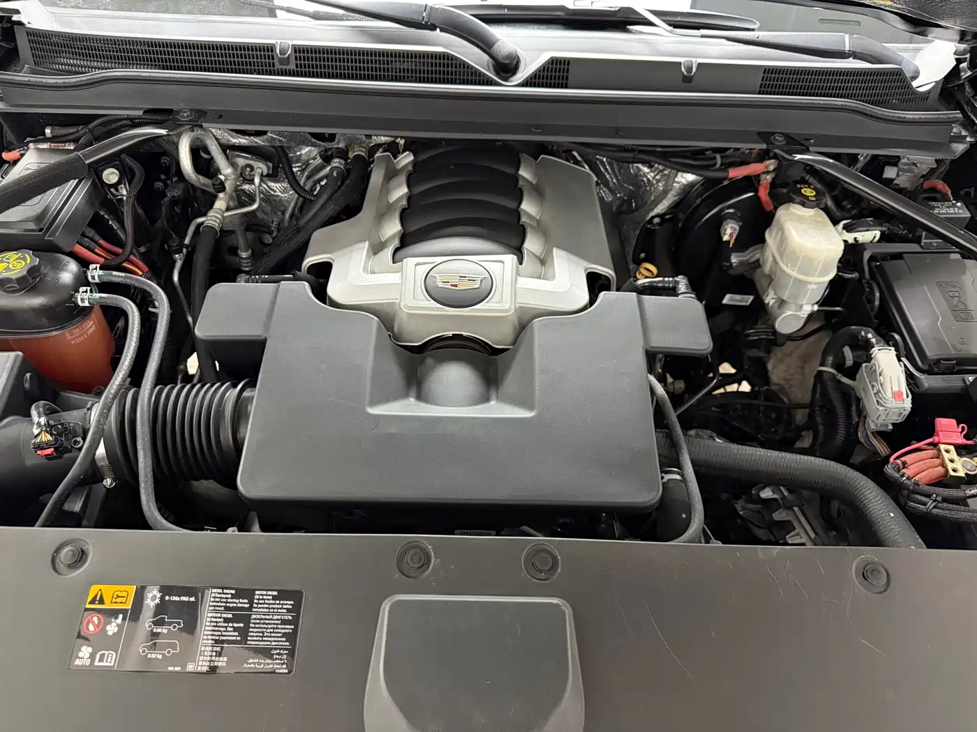 Cadillac Escalade 2017 6.2L ESV Platinum Extended фото 32