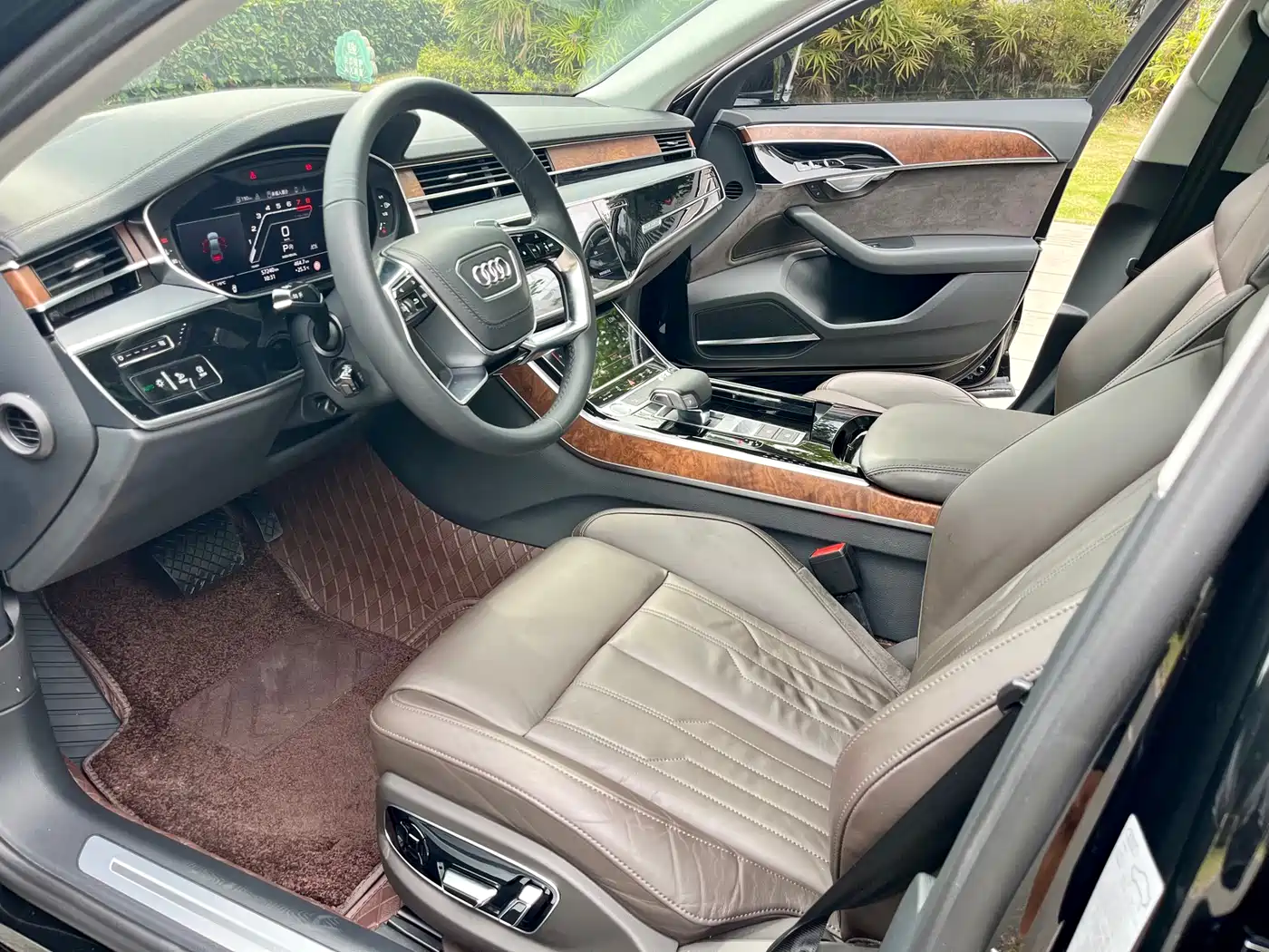 Audi A8 2018 A8L 55 TFSI quattro Launch Premium фото 6