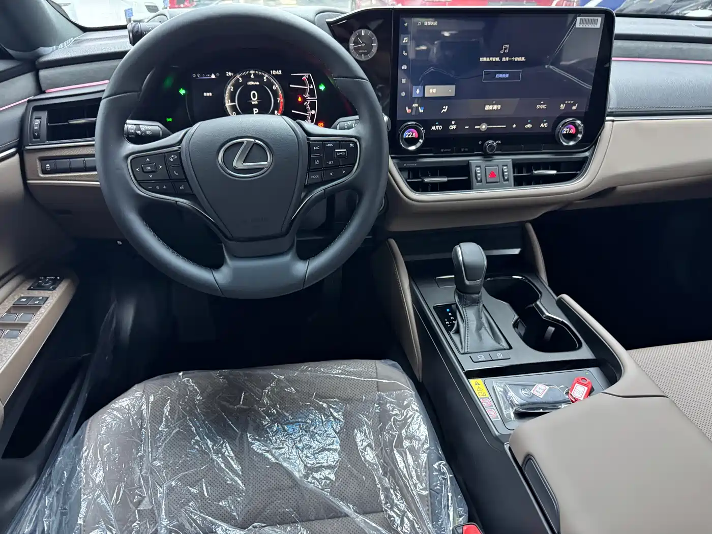 Lexus ES 2025 200 Ultimate Edition фото 8