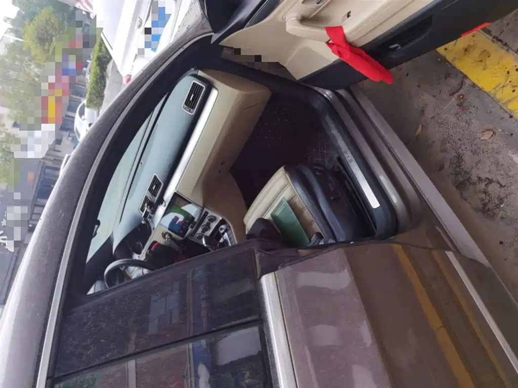 Volkswagen FAW-Volkswagen CC 2013 1.8TSI Premium фото 20