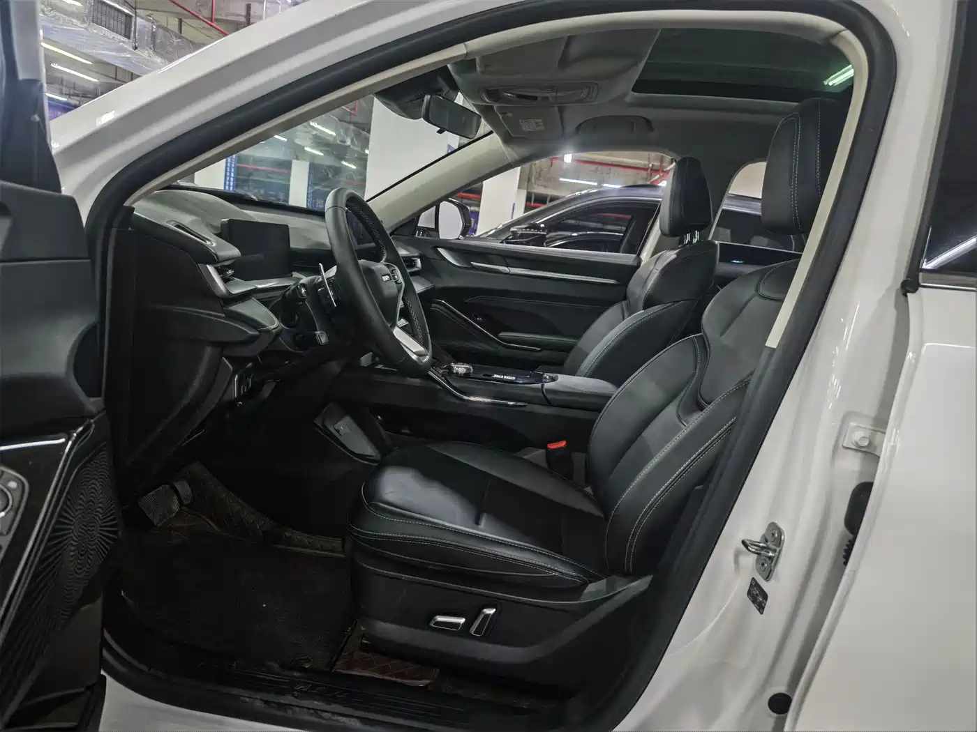 Haval H6 2024 Model 1.5T 2WD Classic Edition фото 9