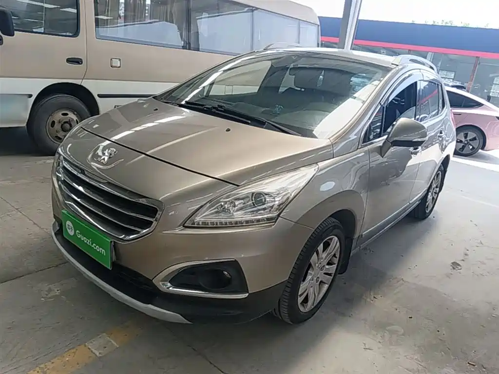 Peugeot 3008 2015 2.0L Automatic Trend Edition фото 2