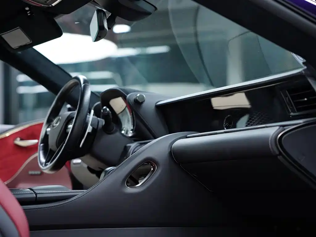 Lexus LC 2018 500h Sport Edition фото 47