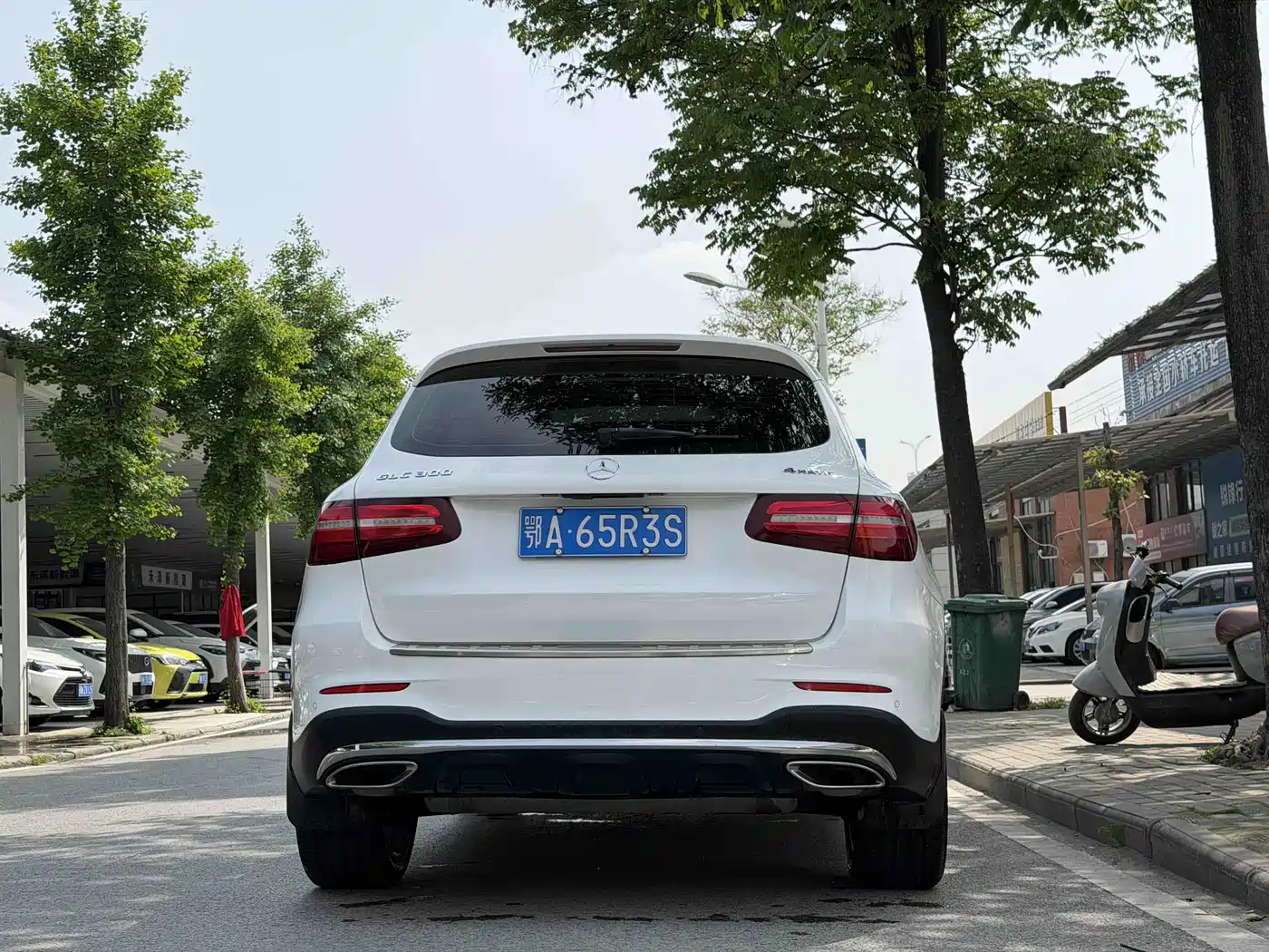 Mercedes-Benz GLC 2017 GLC 300 4MATIC Luxury фото 3