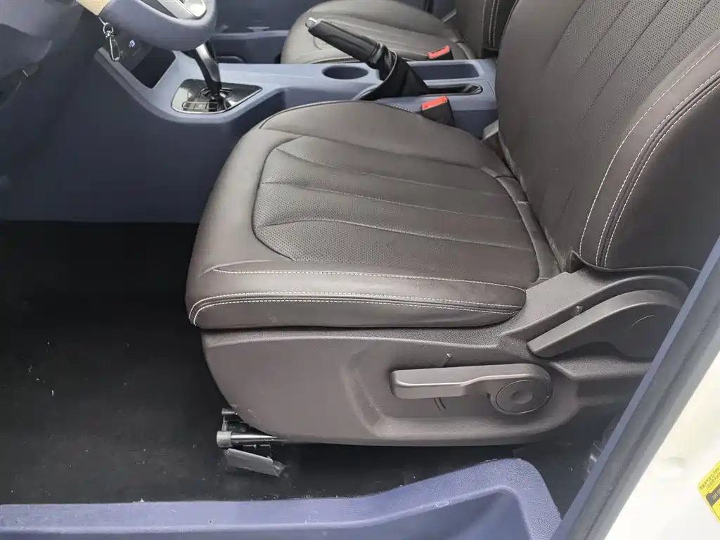 BAW RUISHENG ACE M7 NEW ENERGY