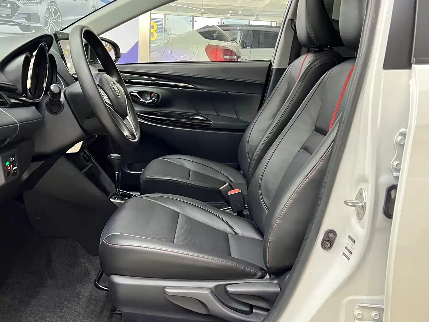 Toyota YARiS L Zhi Xuan 2022 Zhi Xuan X 1.5L CVT Premium Edition фото 12