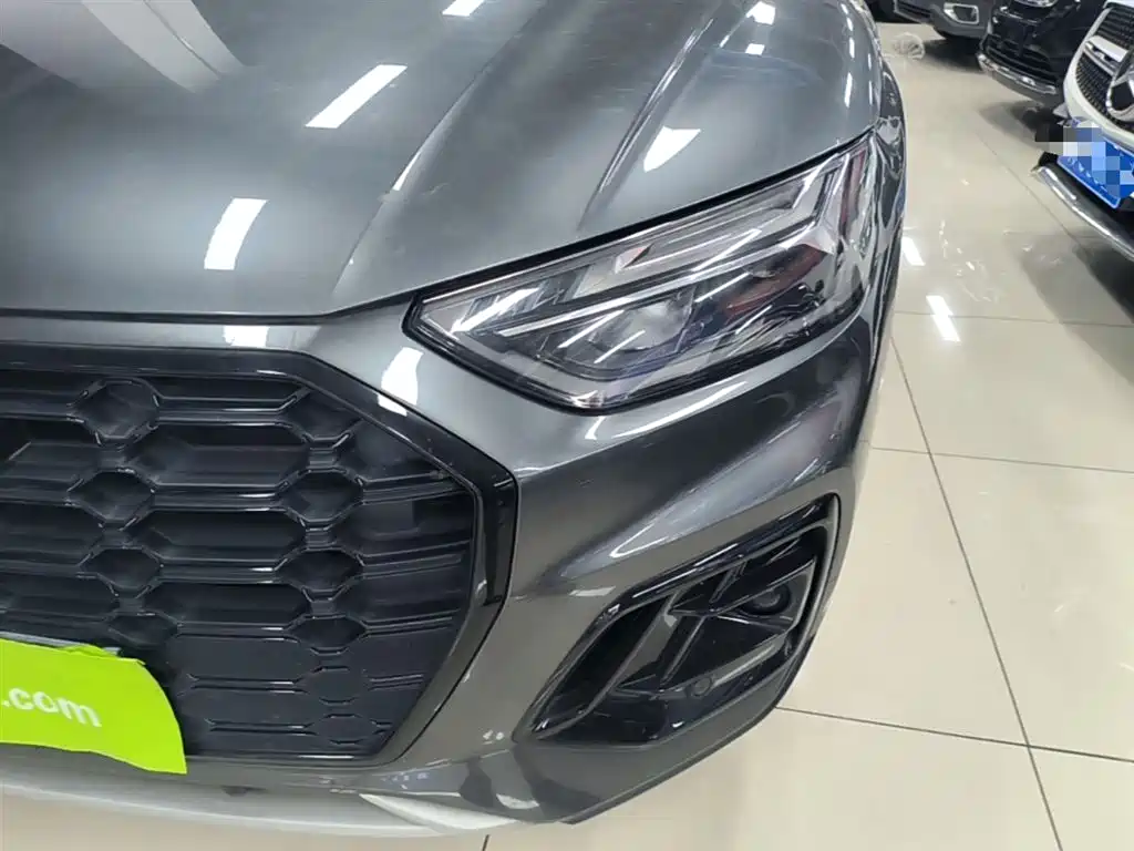 Audi Q5L 2022 40T Luxury Dynamic фото 24