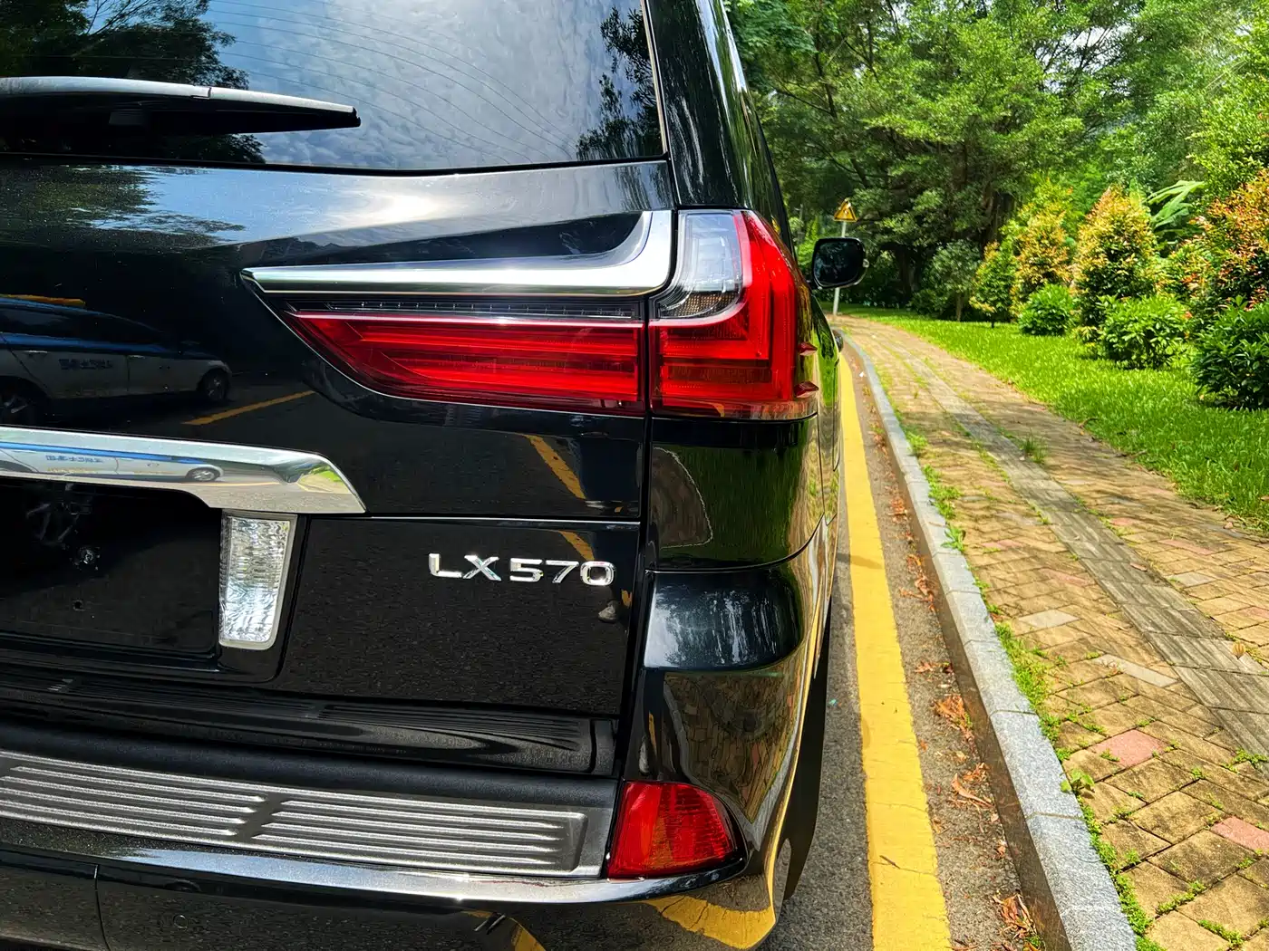 Lexus LX 2017 570 Dynamic Luxury фото 15