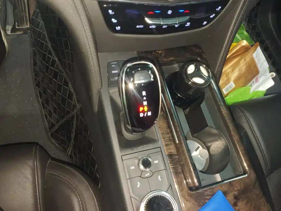 Cadillac CT6 2023 2022 28T Luxury