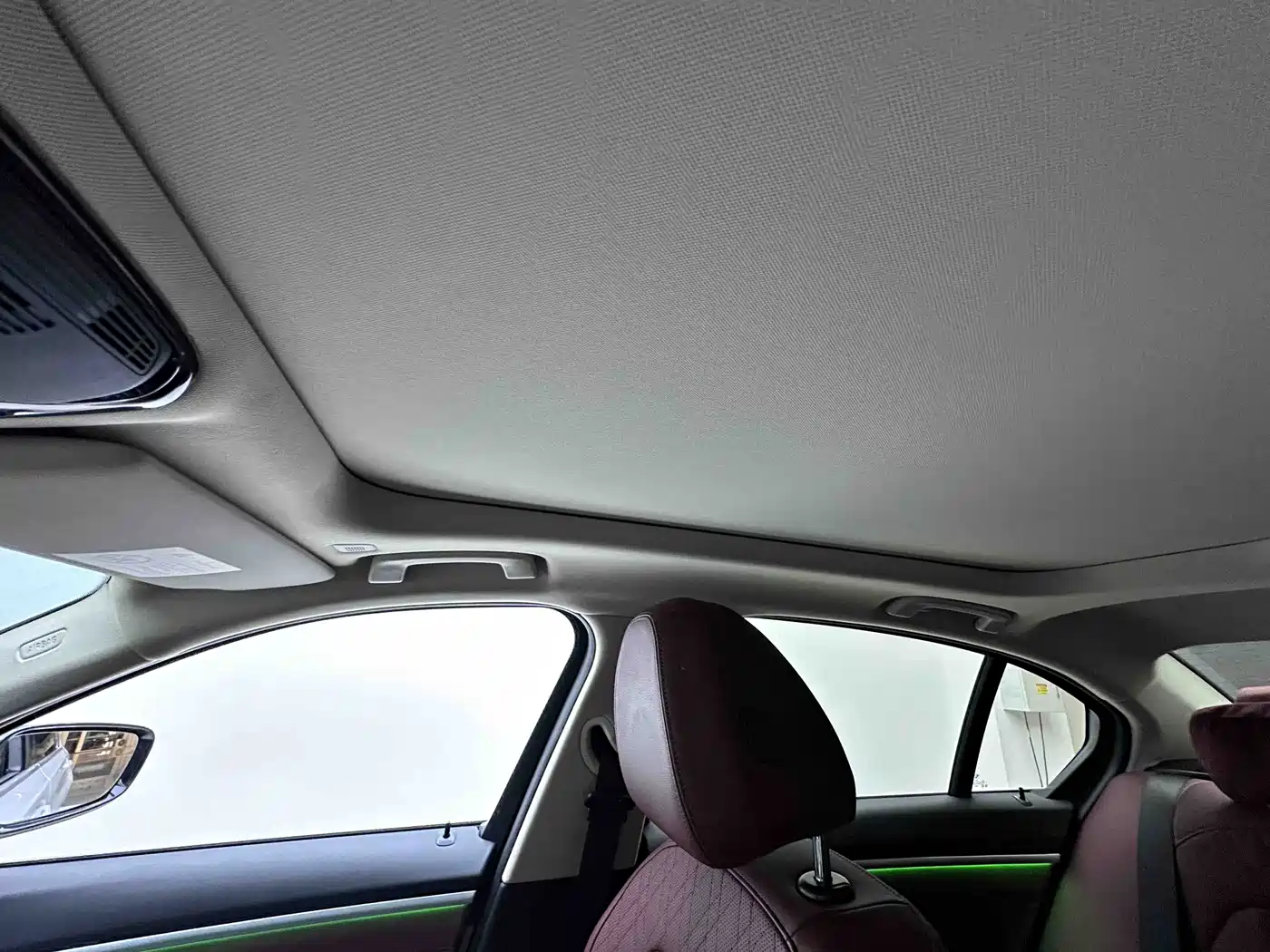 BMW 3 Series 2023 320Li M Sport Package фото 13