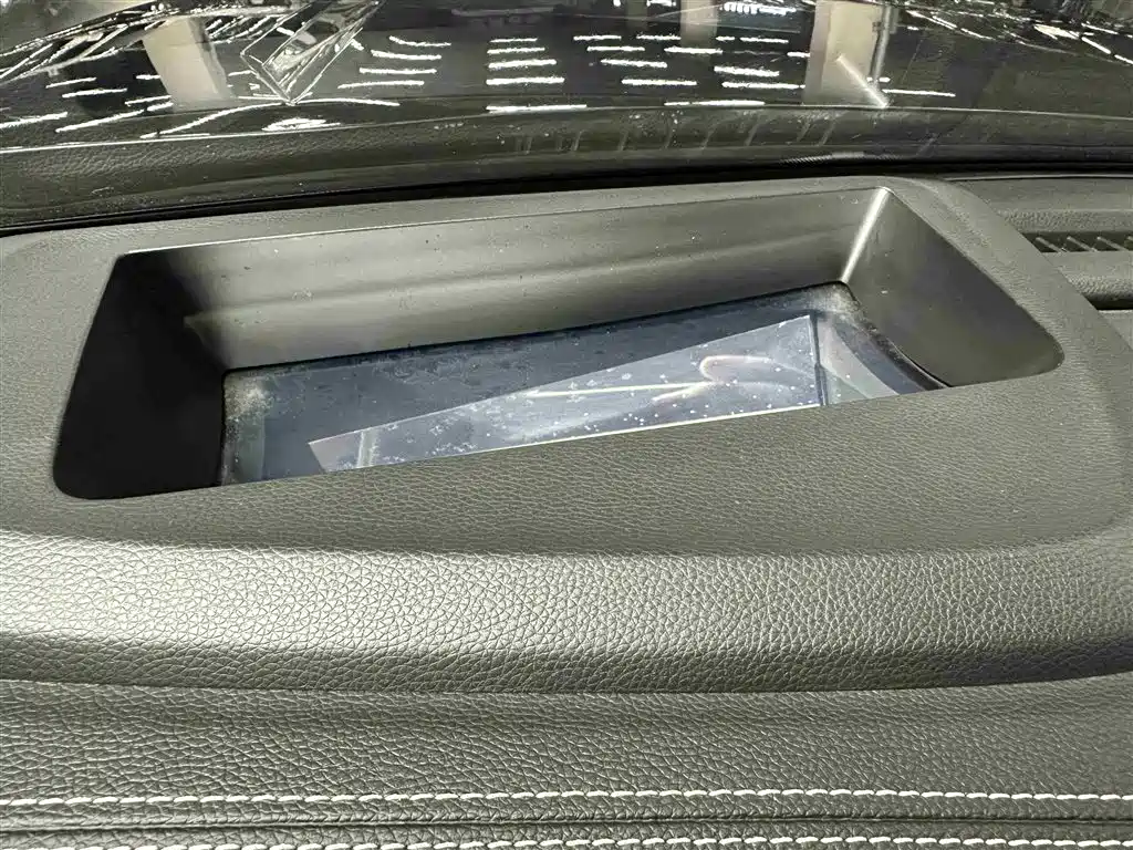GAC Trumpchi Trumpchi GS8 2022 Hybrid Series 2.0TM 4WD Premium Edition (7-Seater) фото 21