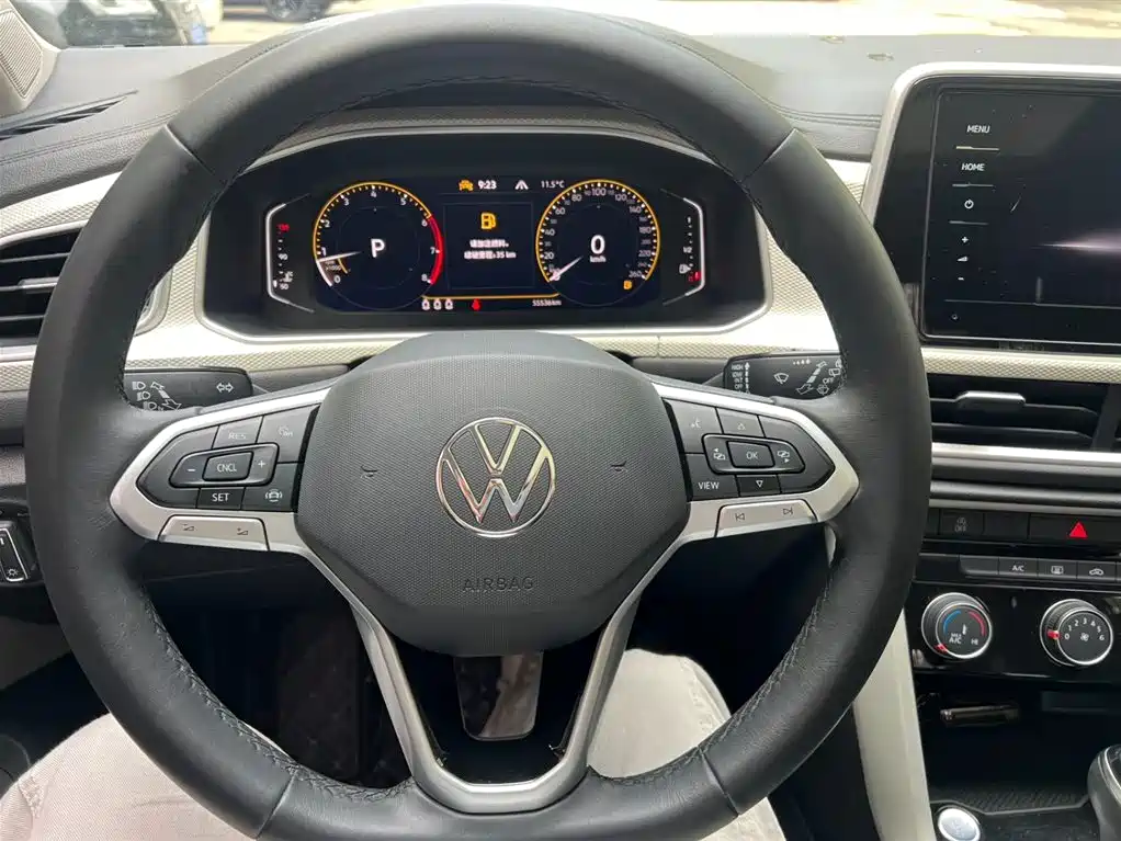 Volkswagen T-ROC 2023 280TSI DSG 2WD Time Edition фото 12