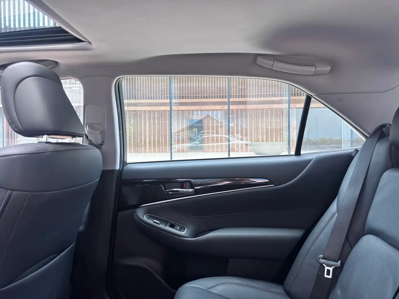 Toyota Crown 2015 2.5L Smart Edition фото 22