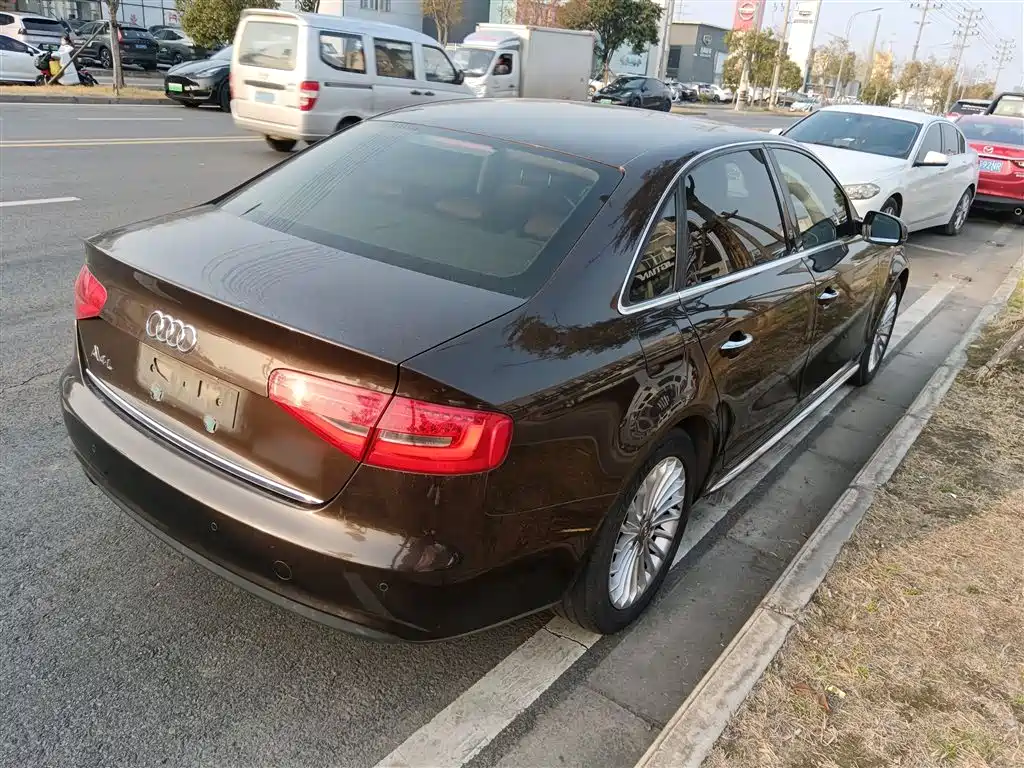Audi A4L 2015 35 TFSI Auto Standard фото 5