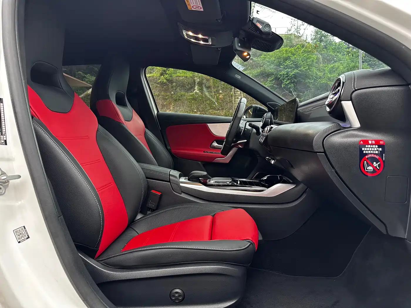 Mercedes-Benz A-Class AMG (Import) 2022 AMG A 35 4MATIC фото 7