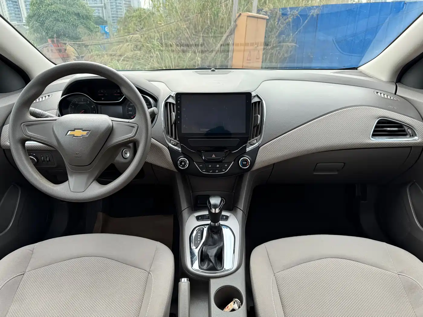 Chevrolet Cruze 2015 1.5L Automatic Fashion Navigation Edition фото 9