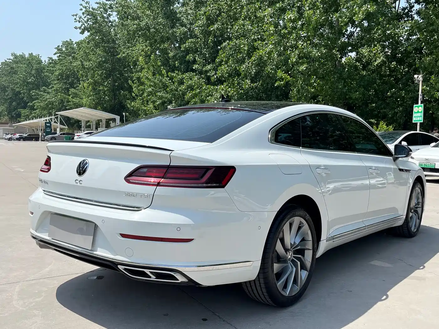 Volkswagen FAW-Volkswagen CC 2024 380TSI Eye-catching Public Sharing Edition фото 20