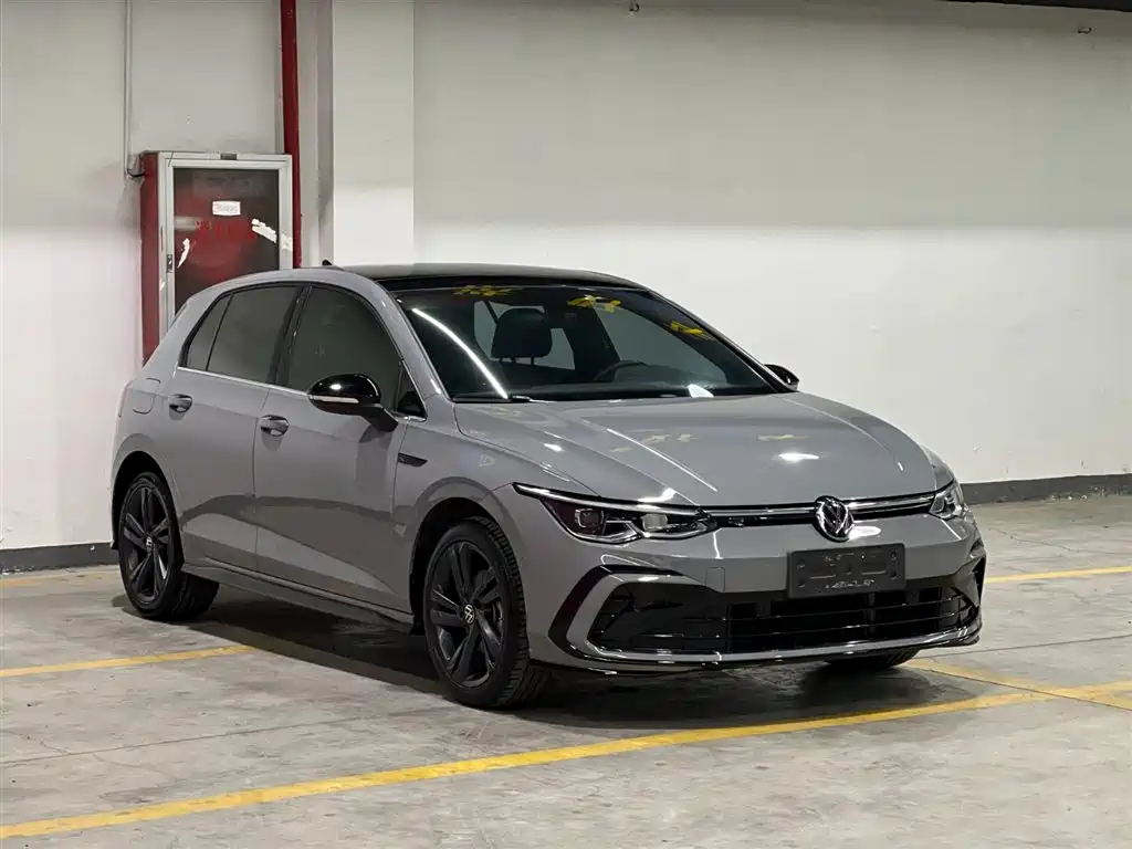 Volkswagen Golf 2023 280TSI DSG R-Line Lite фото 3