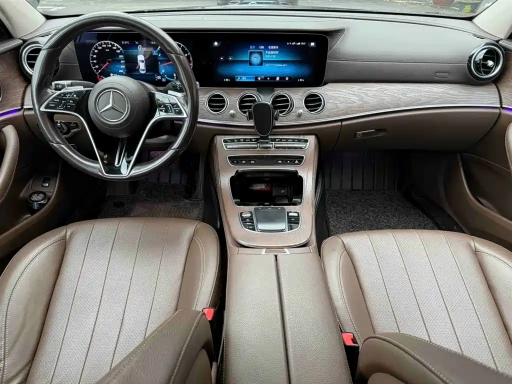 Mercedes-Benz E-Class 2021 E 300 L Fashion фото 3