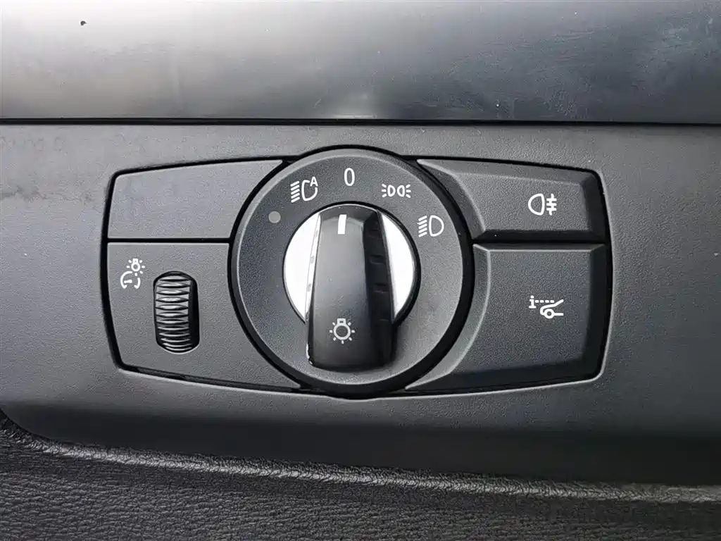 BMW X5 M 2010 X5 M фото 21