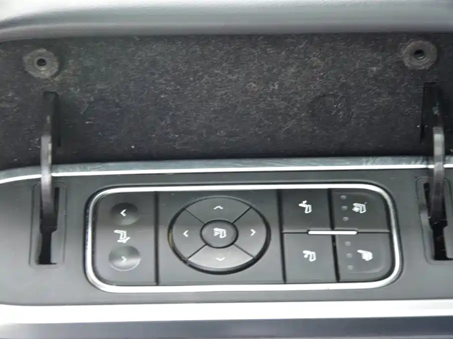 GAC Trumpchi Trumpchi M8 2021 Master Series 390T Ultimate Edition фото 11