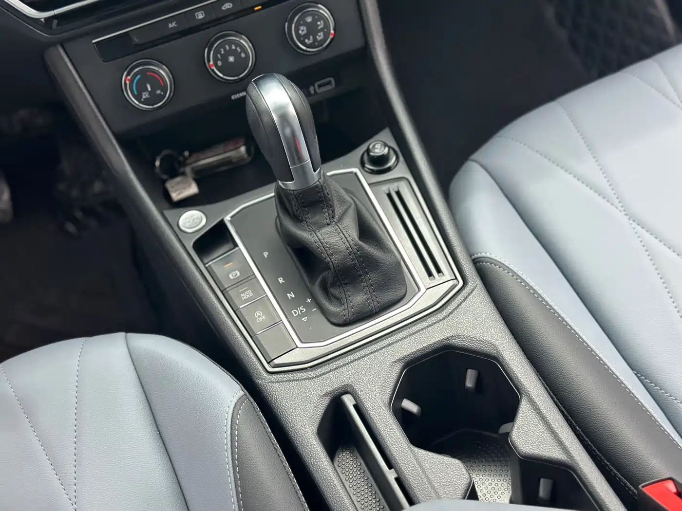 Volkswagen Lavida 2024 Model 1.5L Automatic Starlight 5 Million Edition фото 12