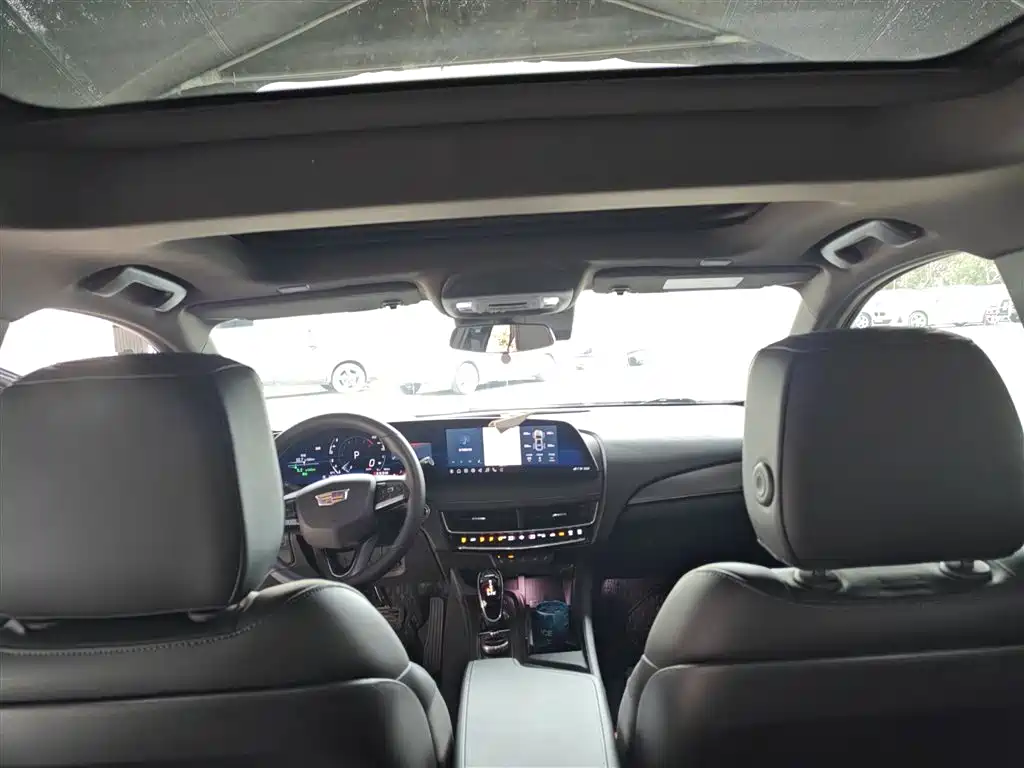 Cadillac CT5 2024 28T Luxury Model Pro фото 18