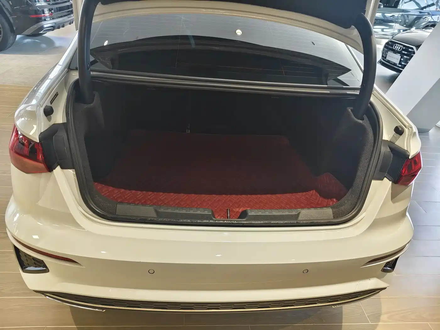Audi A3 2024 Model A3L Limousine 35 TFSI Fashion Sport фото 12
