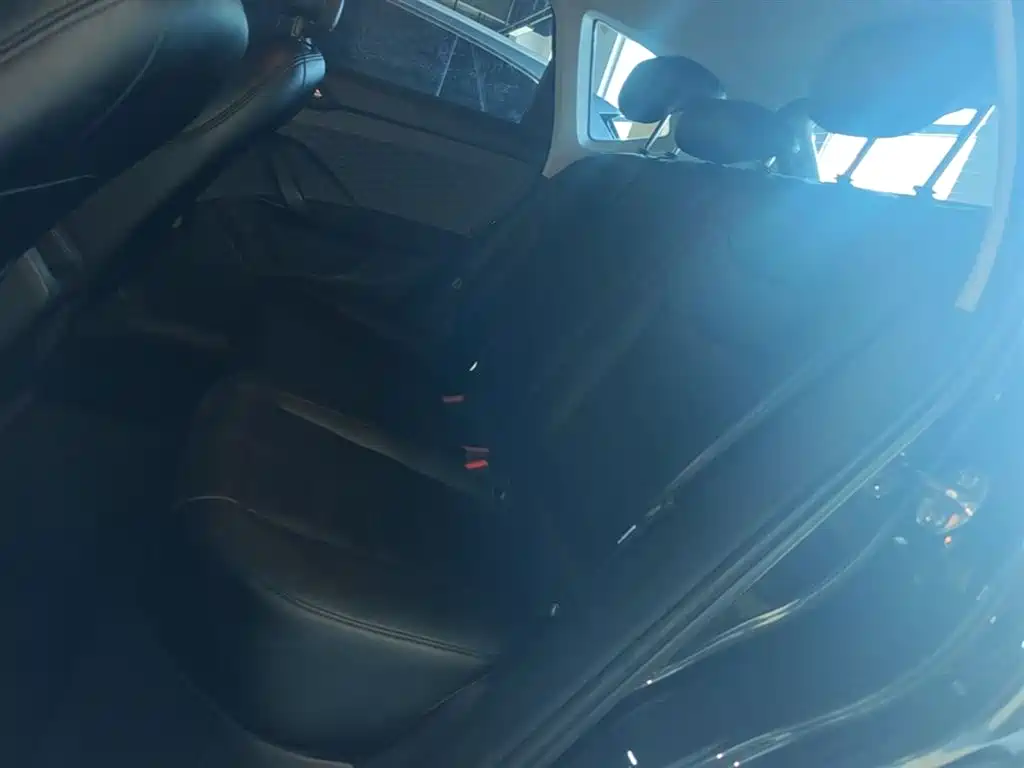 Volkswagen Tharu 2019 Model 280TSI 2WD Trend Edition China VI фото 17