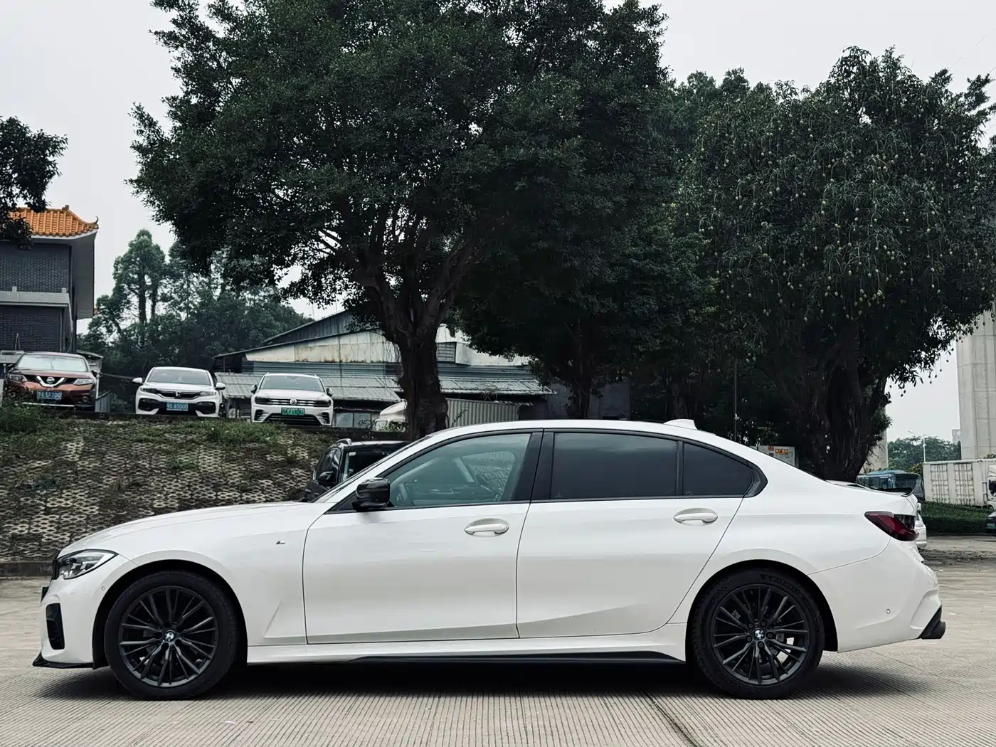 BMW 3 Series 2020 Facelift 325Li M Sport Night Edition фото 8