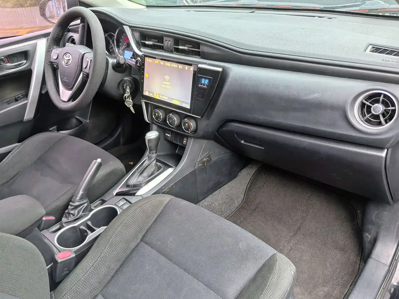 Toyota Levin 2017 Facelift 185T CVT Elite (China V) фото 12