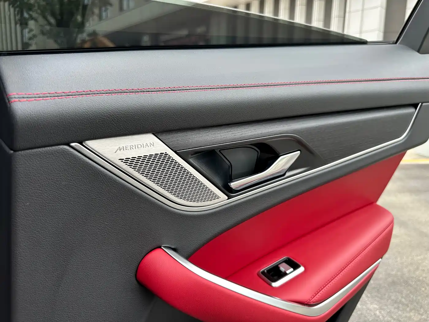 Jaguar F-PACE 2024 P250 R-Dynamic HSE фото 43