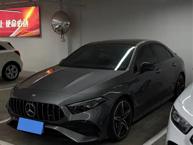 Mercedes-Benz A-Class AMG 2025 AMG A 35 L 4MATIC — фото 1