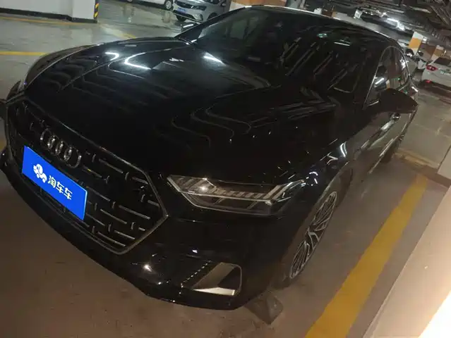 Audi A7L 2024 45 TFSI Luxury