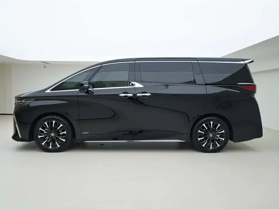 Toyota Alphard 2025 2024 Hybrid 2.5L Ultimate Enjoyment Edition